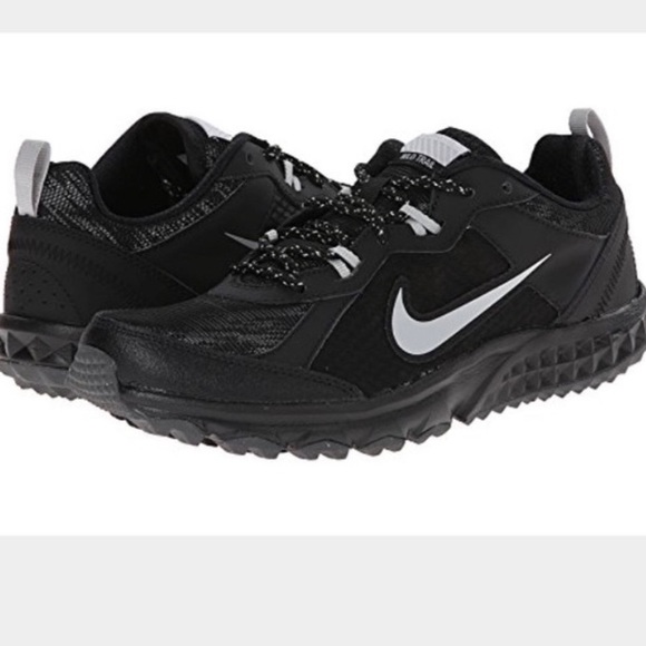 nike wild trail w